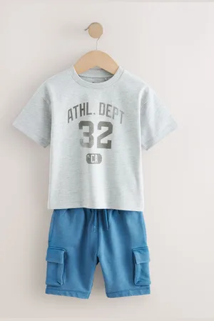 Next Kortærmet T-shirt & Utility Shorts Sæt (3mdr.-7år)104110cm