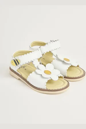 JoJo Maman Bébé Flower Print Leather Sandalsuk7eu24