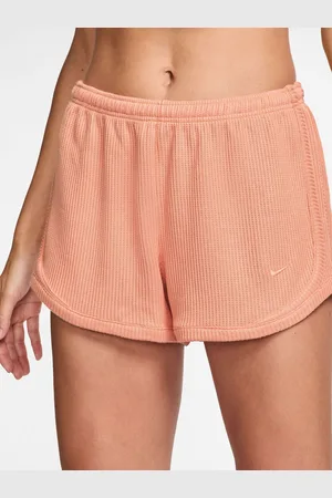 Nike Sportswear Chill Knit Mid-Rise Waffle 3" Shortsxsmall