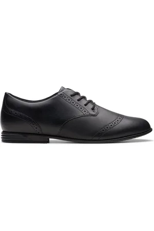 Clarks Leather Older Girls Finja Brogues