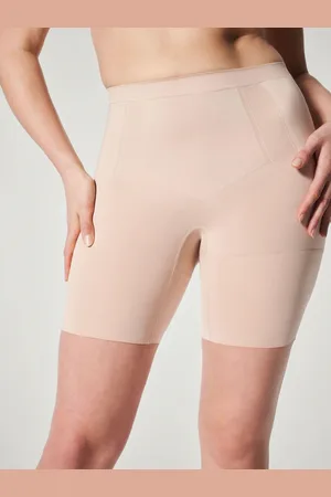 Spanx Firm Control Oncore Mid Thigh ShortsL