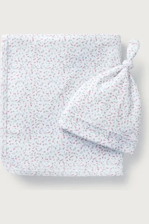 The White Company 100% Organic Cotton Spring Berries Reversible White Blanket And Hat Set50cm