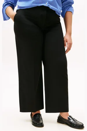 Tommy Hilfiger Curve Low Waist Stretch Wide Crop Trousers50