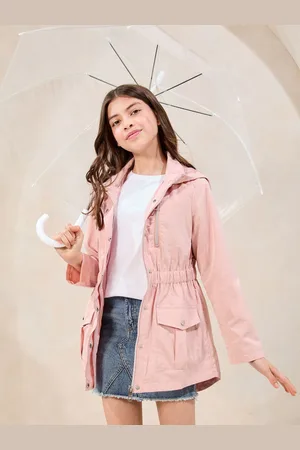 Lipsy London Vandafvisende letvægts regnfrakke (3-16år)7 år (122cm)