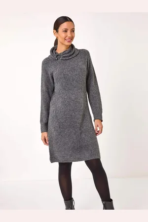 Roman Ring Neck Detail Knitted Dress48