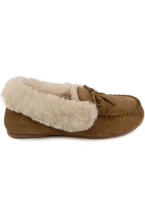 Totes Isotoner Ladies Genuine Suede Moccasin with Faux Fur Lining