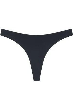 Triumph Smart Invisible String Black knickers46