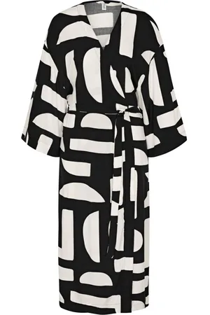 Triumph Beach MyWear White Tunic Robe46