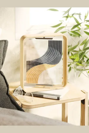 Umbra Bellwood Desk Frameen