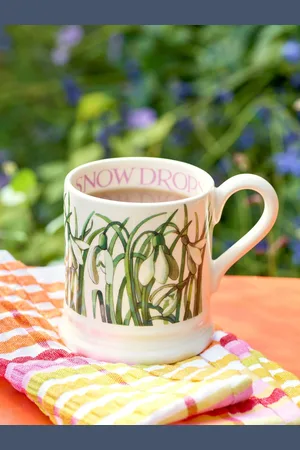 Emma Bridgewater Snowdrop 1/2 pint krusen