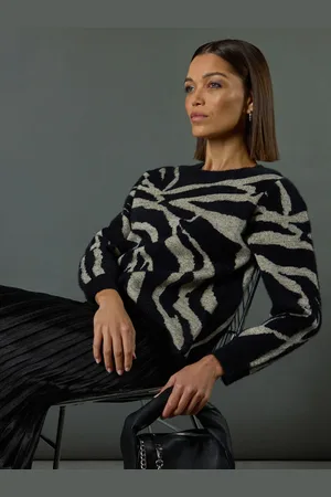 Roman Animal Print Knitted Jumper38
