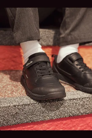 Clarks Multi Fit Leather Steggy Stride Shoes