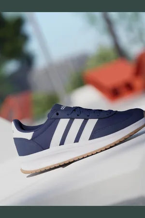adidas Run 70s 2.0 Trainers