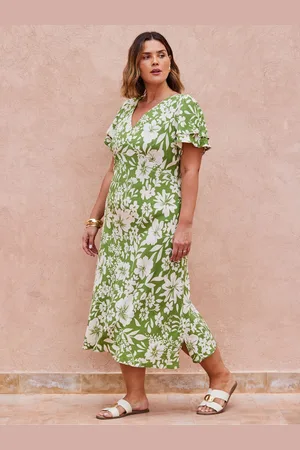 Live Unlimited London Floral Flutter Sleeve Dress