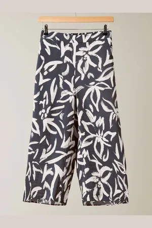 Evans Navy Blue Curve Floral Print 100% Cotton Culottes44