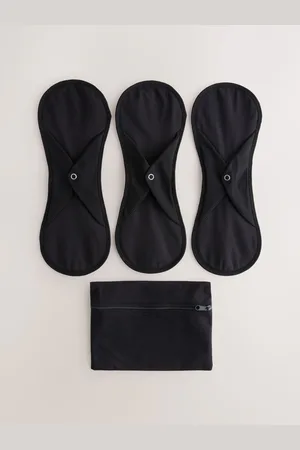 Next Heavy Flow Period Liners Knickers with Wash Bag 3 PackEn