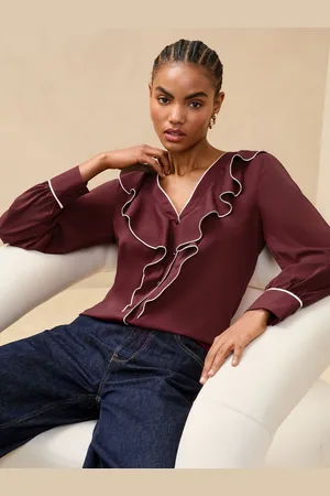 Lipsy London Tipped V-Neck Ruffle Long Sleeve Blouse42