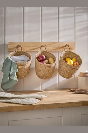 Next Set of 3 Hanging Baskets and Wall Hooksen
