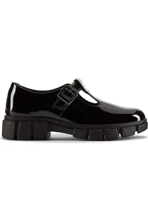 Clarks Patent Evyn Bar Shoes