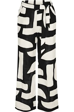 Triumph Summer Wear 100% Bomuld Sort Bukser40