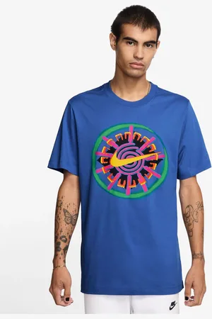 Nike Sportswear Festival Graphic T-Shirtmedium