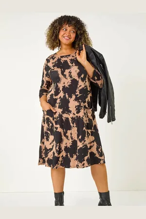 Roman Curve Abstract Print Pocket Swing Dress48