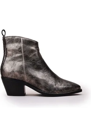 Moda In Pelle Maevie Pointed Side Zip Western Boots Stud Back Detail