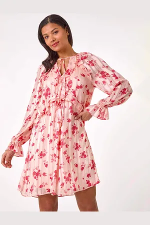 Roman Print Ruffle V-Neck Smock Dress40