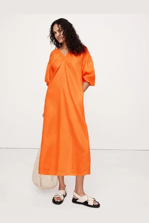 Banana Republic Linen V-Neck Maxi Dressmedium