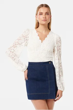 Forever New Yianna Lace Long Sleeves Topmedium