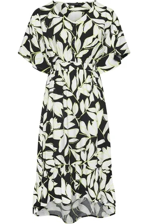 Evans Leaf Print Dipped Hem Black Midi Dress46