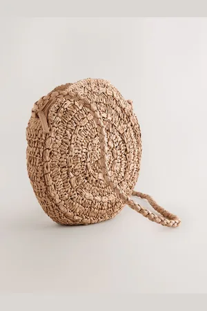 Next Straw Look Cross-Body BagEn