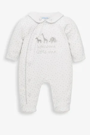 JoJo Maman Bébé Welcome Little One Cotton Baby Sleepsuit9 - 12 måneder (74 - 80cm)