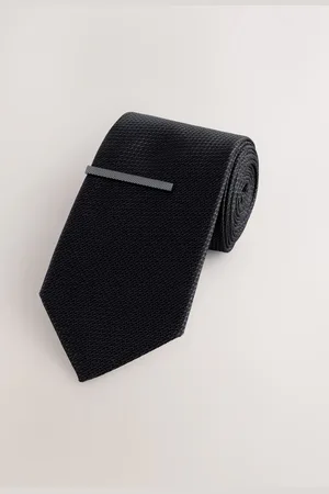 Next Textured Tie with Tie Cliponesize