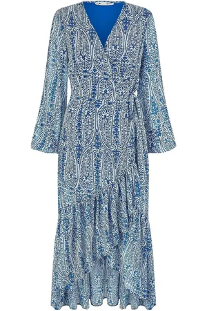 Yumi Paisley Dipped Hemline Midi Dress With Open Long Sleeves40