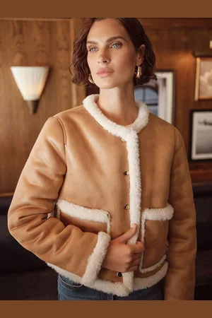 Love & Roses Collarless Shearling Jakke40