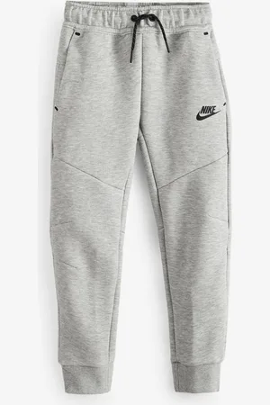 Nike Tech joggingbukser i fleece12 - 13 år (152 - 158cm)