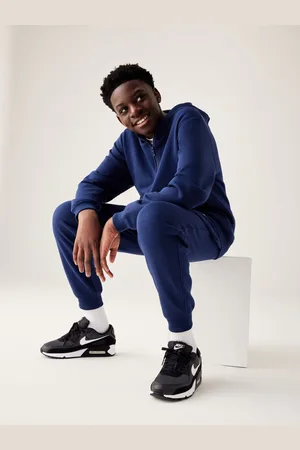 Nike Club træningsdragt i fleece12 - 13 år (152 - 158cm)