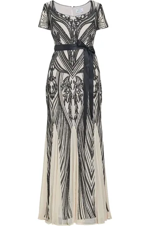 Gina Bacconi Amelia Sweetheart Neck Embroidered Maxi White Dress44