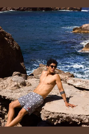 Superdry Tile Tryk 17 BadeshortsMiddel