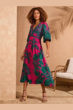 Love & Roses Printed V-Neck Kimono Sleeve Midi Dress42