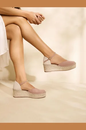 Next Forever Comfort Closed Toe Platform Espadrille Kilehæle9
