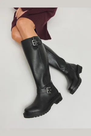 Simply Be Casual Double Buckle Detail Knee High Boots In Extra Wide Fit Super Curvy Calf
