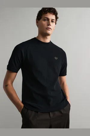 Fred Perry 100% Cotton Ribbed Raglan Sleeve T-ShirtXL