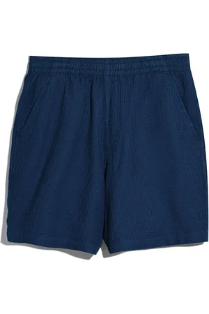 Farah Blue 100% Organic Cotton Redwald Waffle Shorts in Cold MetalMiddel