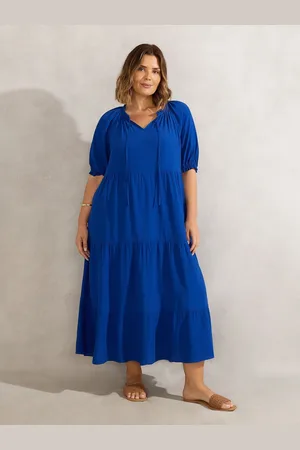 Live Unlimited London Curve Tiered V-Neck Dress50