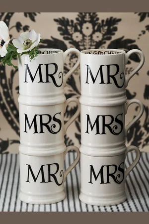 Emma Bridgewater Sæt med 2 Sort Toast Mr & Mrs 1/2 pintkrus i æskeEn
