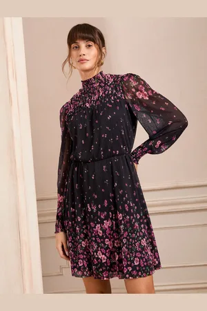 Love & Roses Mini Plisse Dress44