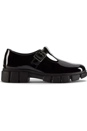 Clarks Patent Evyn Bar Shoes