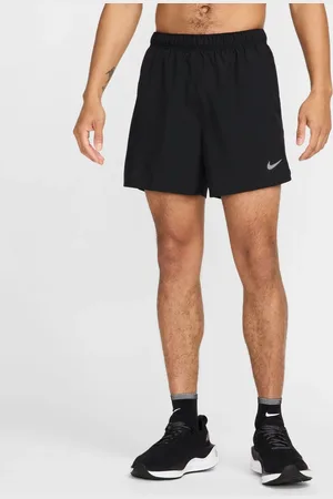 Nike Challenger Dri-FIT 5 tommer 2-In-1 løbeshortsMiddel